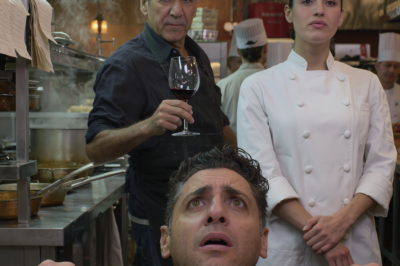 “Ella es mi legado, tú solo un empleado”, dijo mi padre al entregarle el negocio familiar a mi hermana. Al día siguiente, colgué el delantal. Hoy tengo tres restaurantes prósperos, mientras que ella redujo el suyo a cenizas.